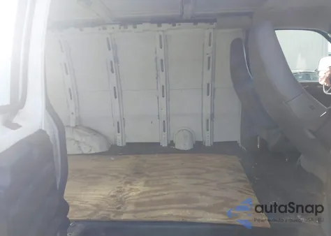 2020 Chevrolet Express Cargo Rwd 2500 Regular Wheelbase Wt from USA, damaged, VIN 1GCWGAFP6L1219608